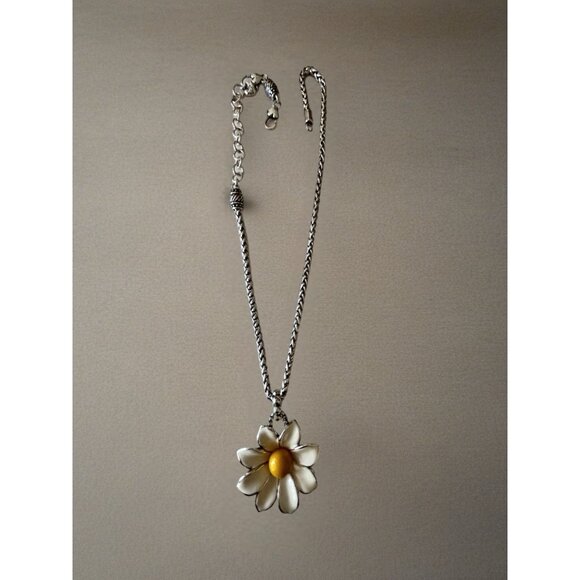 Brighton Sunny Days Daisy Flower Retired Necklace- W/Brighton Fabric Pouch - Picture 3 of 7